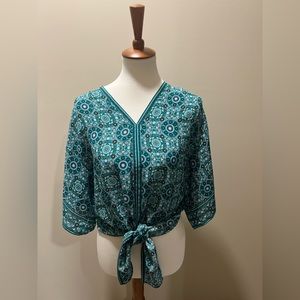 Max Studio front tie blouse — like new condition!